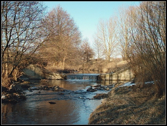 Štrvtý splav na rieke Žitave. (r.2003/hp120)