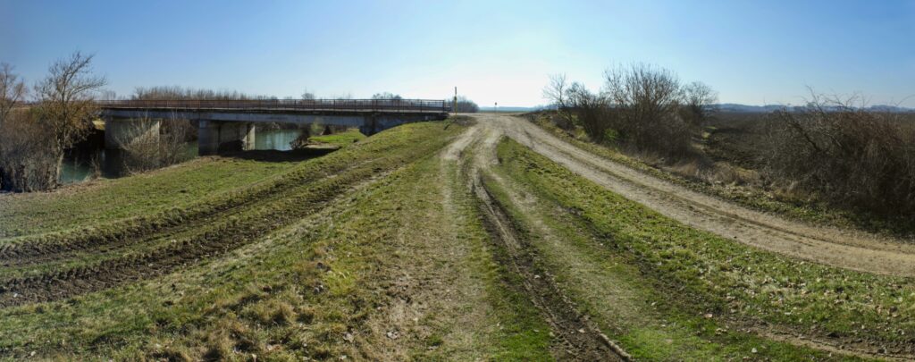Dolné gazdovstvo. Most cez Nitru. (r.2021/Canonsp.)